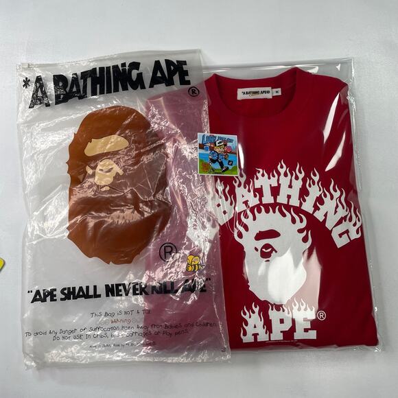 BAPE 2009 Flames College Logo Crewneck Size M - Picture 8 of 8